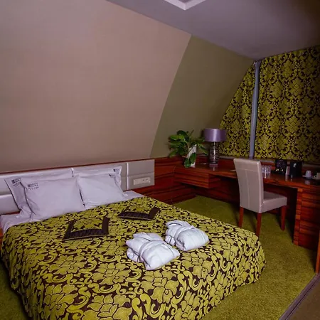 Mlyn Jacka & 4* Jaroszowice
